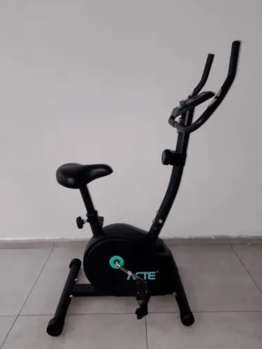 ? Bicicleta Ergométrica Acte Sports - Pouco uso