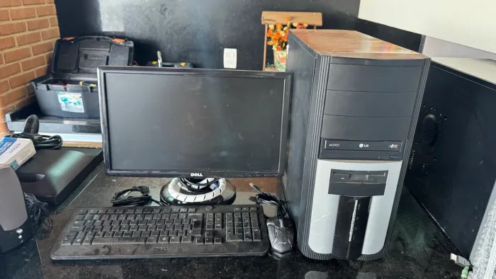 Computador I3 completo com monitor 19pol