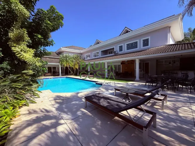Barra da Tijuca | Casa de Condomínio 5 quartos, sendo 5 suites
