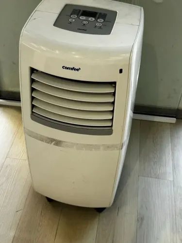 Ar condicionado portátil Comfee 127v Sem turbina central e tubulação de saída de ar 