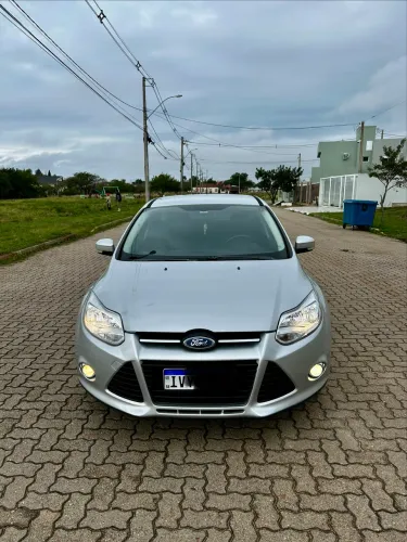 Ford Focus 2.0 16v/se/se Plus Flex 5P Aut. 2015