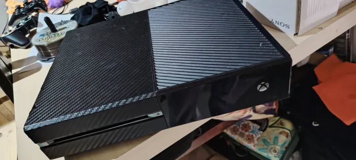 Xbox One fat 500gb com defeito não liga pra peças e decoração 