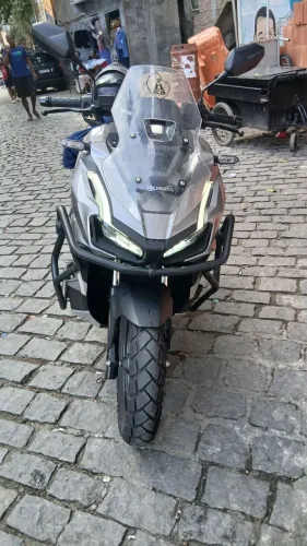 Adv 160 2025