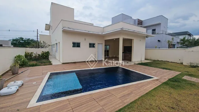 Casa à venda no Condomínio Portal dos Bandeirantes em Salto/SP
