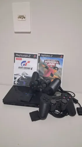 PS2 Slim + 3 Jogos + 2 Controles + Memory Card