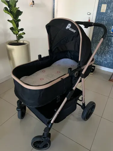 Carrinho de passeio para bebê