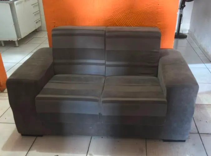 Vende sofá, menor 500,00 maior 550,00 
