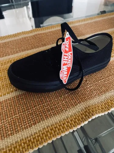 Tênis VANS Novo
