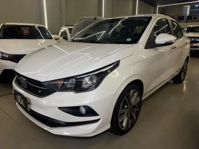 Fiat Cronos Precision 1.8 16V Flex Aut. 2021