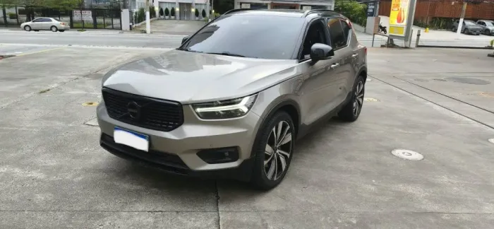 Volvo XC40 XC 40 T-5 Híbrido R-design 1.5 262cv FWD 2022