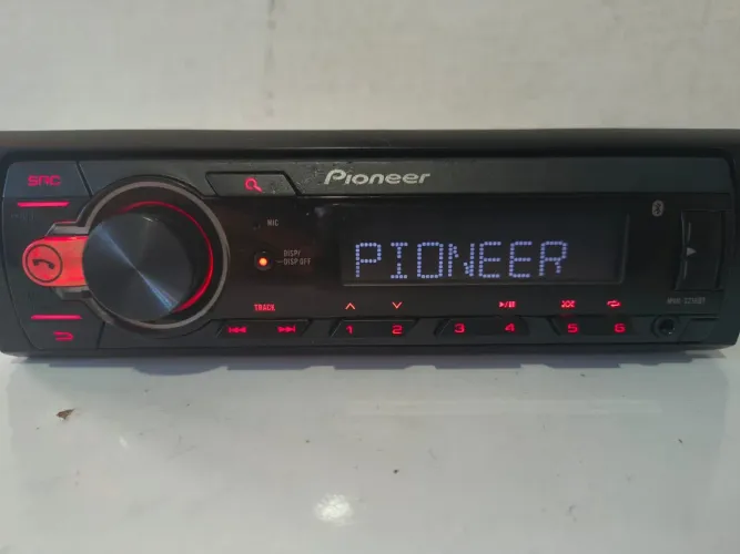 Pioneer com Bluetooth 