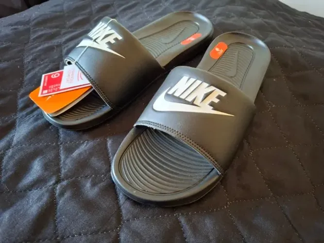 Chinelo Nike Victori One Masculino Tamanho 40,5