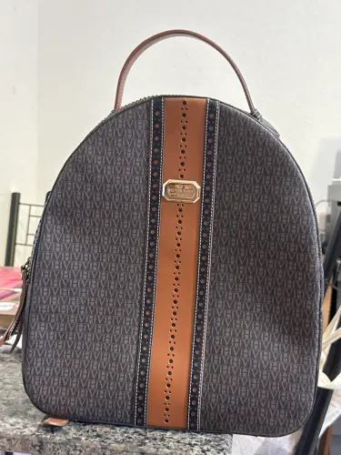 Mochila Victor Hugo