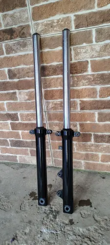 Par de bengala da moto fan e Titan 150
