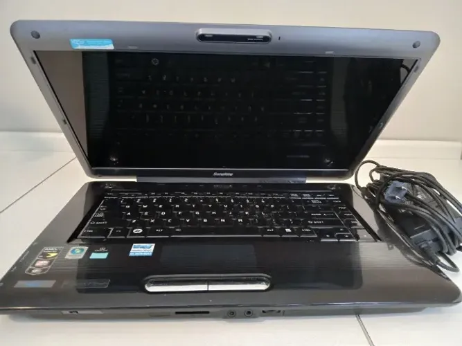 Notebook Toshiba para aproveitamento de peças 