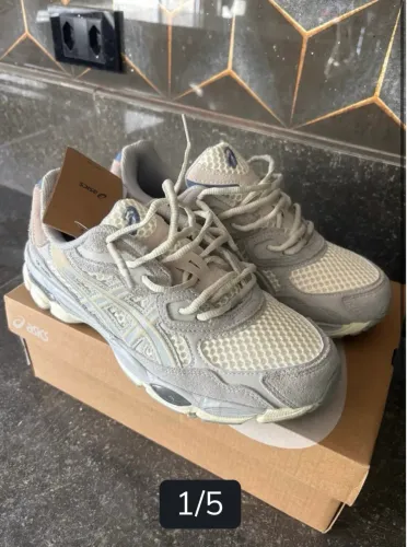 Tenis asics gel nyc