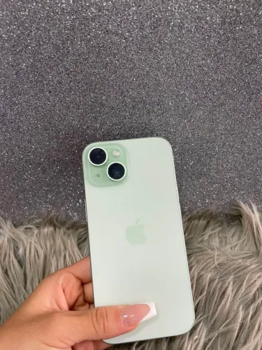 IPHONE 15 VERDE