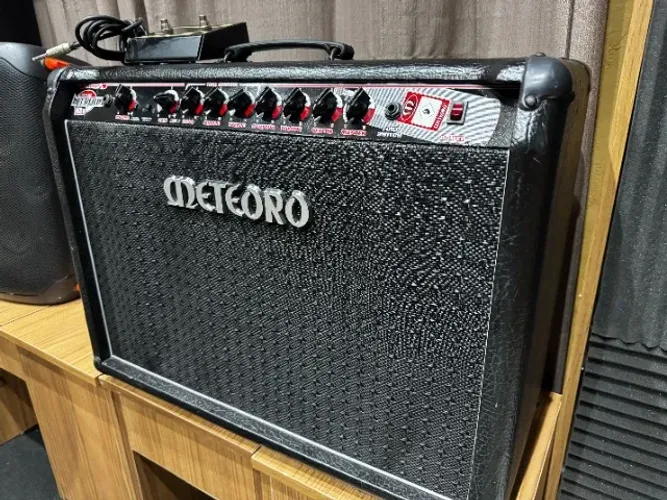 Cubo Amplificador Meteoro Nitrous 160g Para Guitarra - 160 Watts