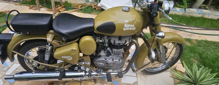 Royal Enfield Bullet classic 500 Novo apenas 5900  km   cascavel tambem Fortaleza 