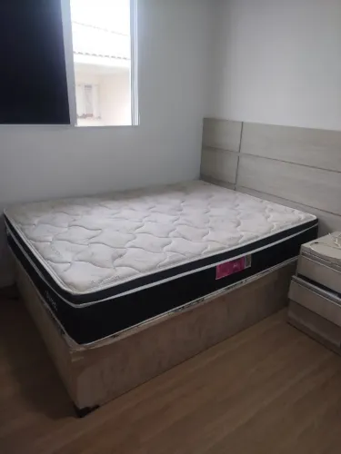 Cama box seminova