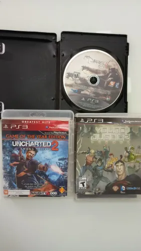Uncharted 2, The Darkness 2, Young Justice para PS3