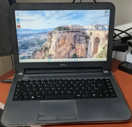 Notebook Dell - Processador i7 / 8GB RAM / SSD 128GB + HD 1TB / Placa de vídeo GTX 750M