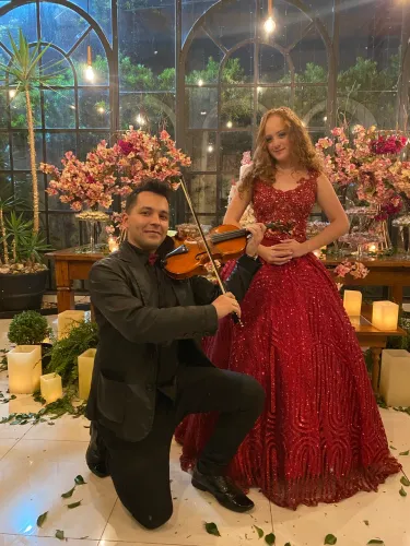 Violinos para Debutante 15 Anos / Casamento / jantar 
