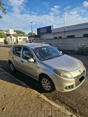 Renault Sandero Expression Hi-flex 1.6 8V 5P 2014
