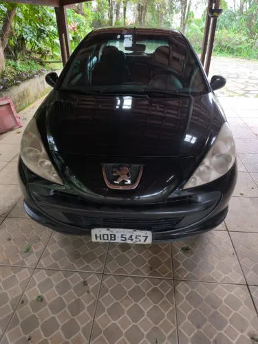 Peugeot 207 X-line 1.4 Flex 8V 5P 2011
