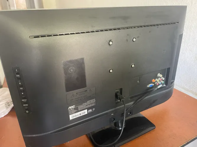 Monitor AOC Led/Tv 24?
