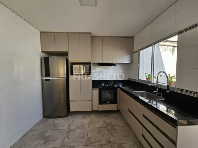 Casa à venda no bairro Jardim Residencial Itabera