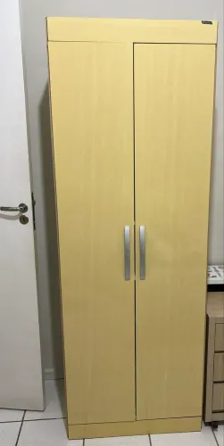 Armário multiuso