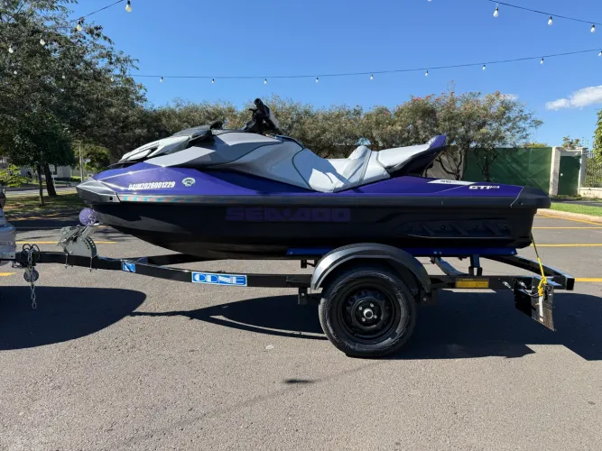VENDE-SE OU TROCA - SEA-DOO GTI 170 SE 2025