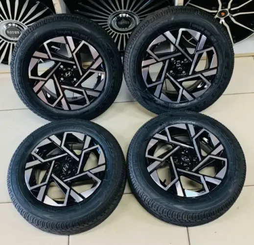Rodas HB20 aro 15 4x100 + 185/65R15 Longway Remold - R$ 3.990,00