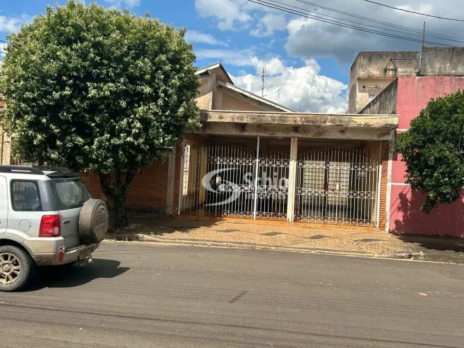 Casa com 2 dormitórios à venda, 190 m² por R$ 570.000,00 - Vila Bela Vista - Rio Claro/SP