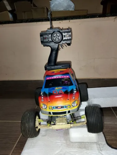 Automodelo combustão nitrometano
