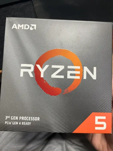 AMD RYZEN 5 3600 4.2GHz max Boost 6Cores 12 Threads 