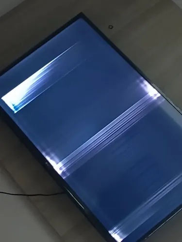 Tv LG 43 polegadas ,tem q arrumar 