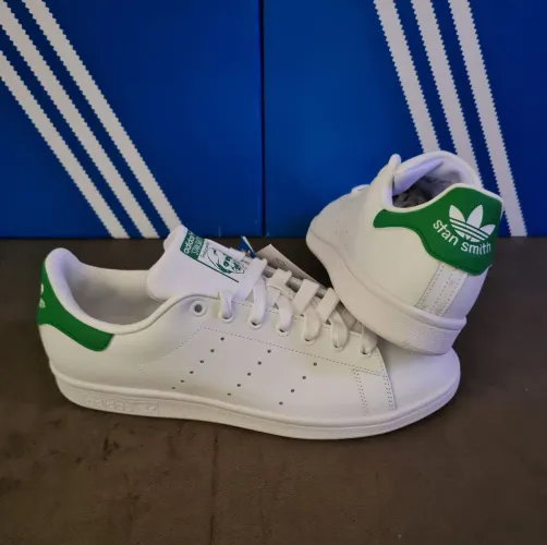 Tenis Adidas  Originals Stan Smith Tam 38, 39, 40 e 42 ( 0riginal / novo )
