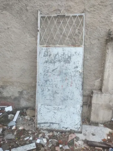 Portão de ferro