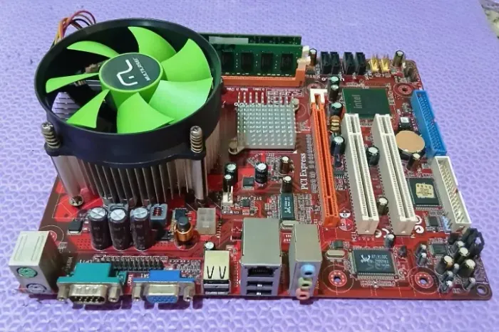 Kit placa mãe Megaware P17G/1333 LGA775 Intel 3.0ghz 4GB memória 