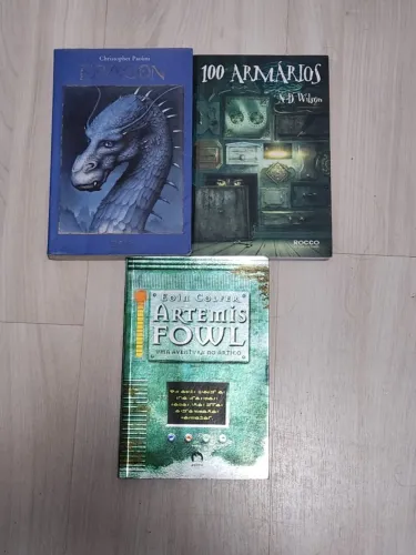 Livros - Eragon, 100 armários e Artemis Fowl