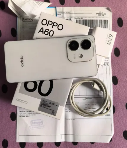 OPPO A60 256gb 8+4gb de memória com caixa e nota fiscal