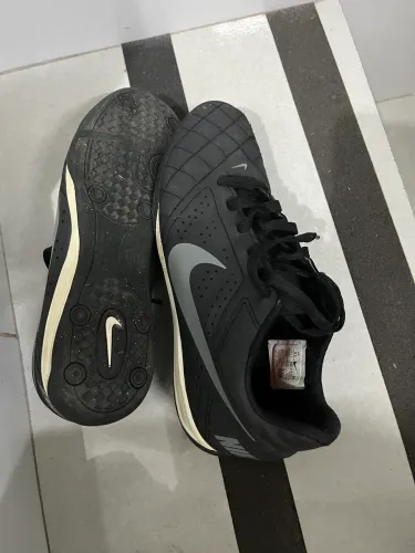 Tenis de futsal Nike Beco 2
