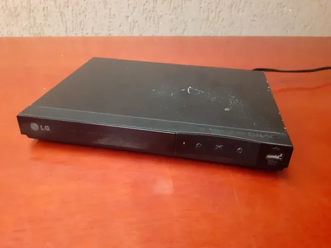 DVD Player LG  DP122
