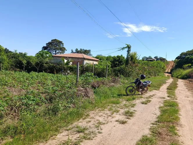 Chácara a venda a 7 km da cidade. *00