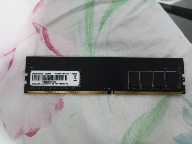 Memória RAM DDR4 4GB