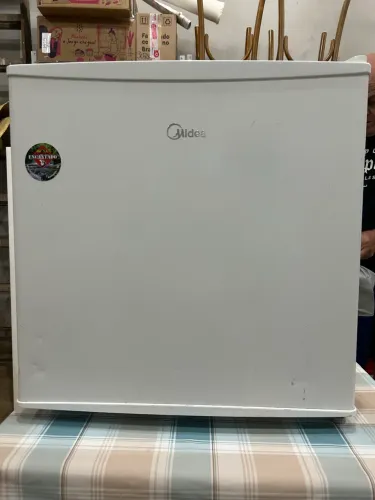 Frigobar Midea 45L 110v 