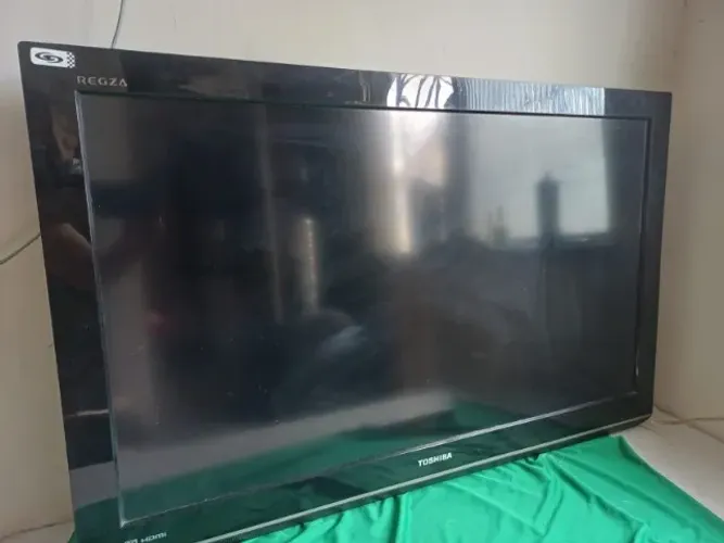 TV 40 POLEGADAS TOSHIBA - NÃO É SMART
