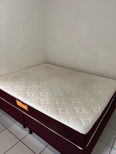 Cama queen